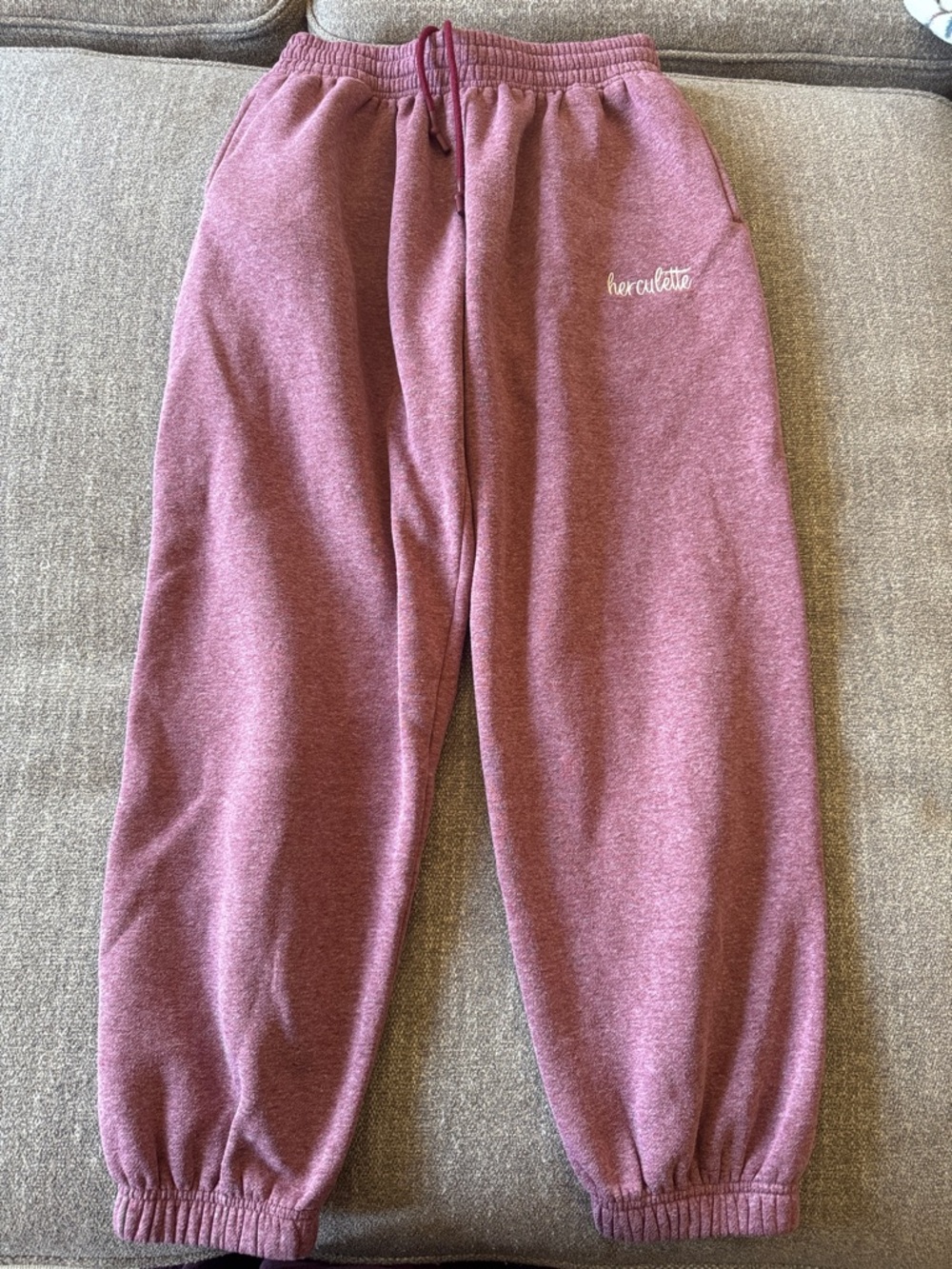 Herculette Women’s Mauve Terry Jogger Sweatpants with Script Logo